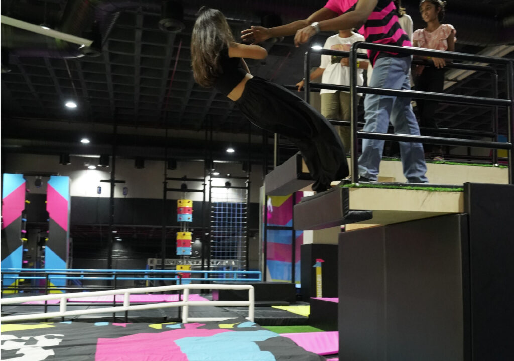 CLIFF JUMP ARENA AT BOUNCE